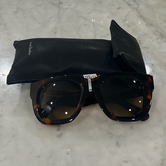 Acne Studios Library sunglasses. - Picture 7 of 13